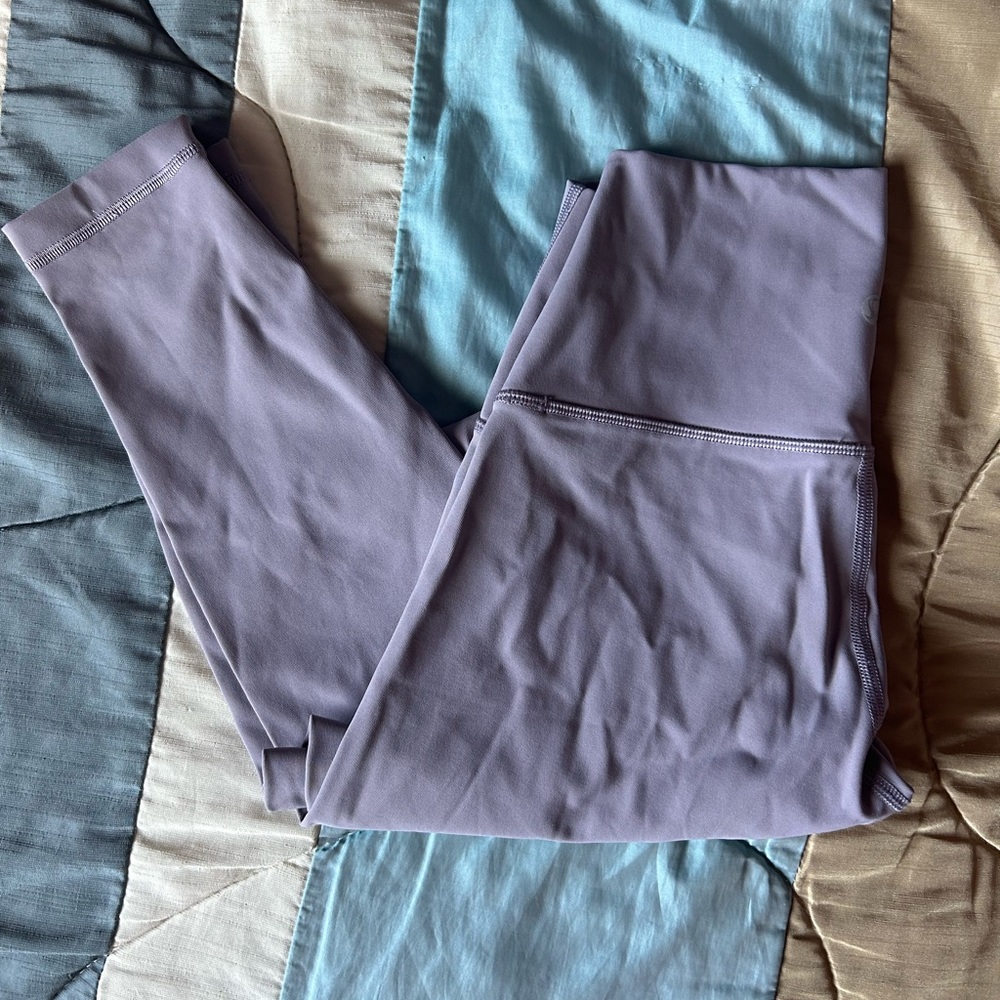 Lululemon Wunder Under 28” Lilac Leggings